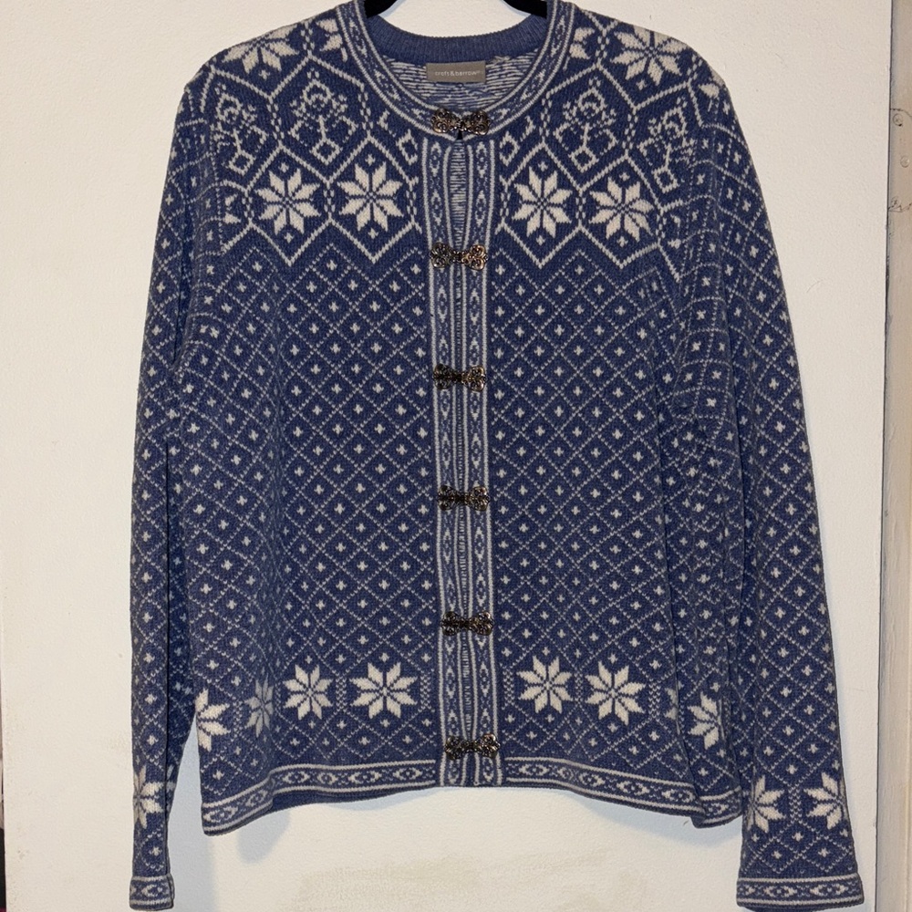 Blue and White Snowflake Sweater “Croft & Barrow”